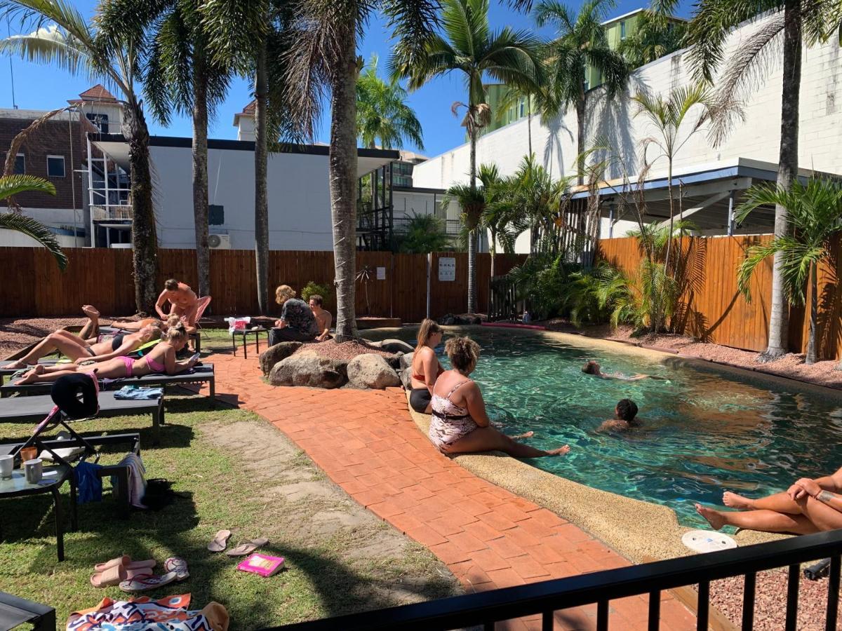 Mumma'S Hostel Cairns Esterno foto