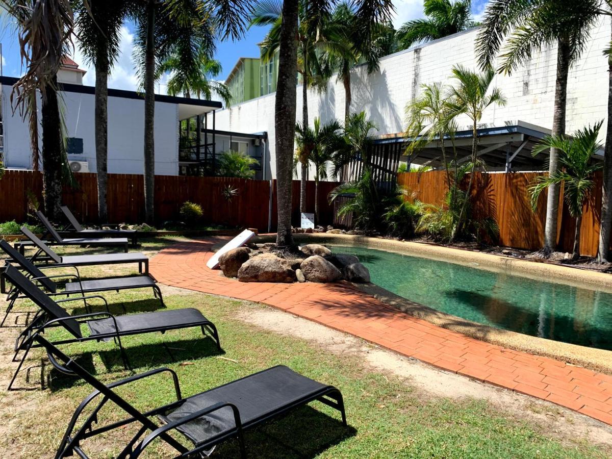 Mumma'S Hostel Cairns Esterno foto